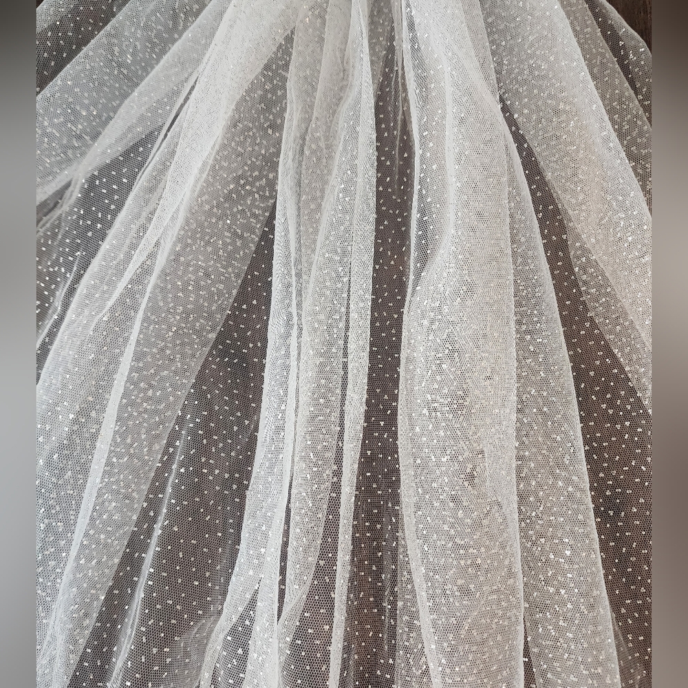 Elegant White Tulle Veil Davids Bridal - Picture 5 of 5